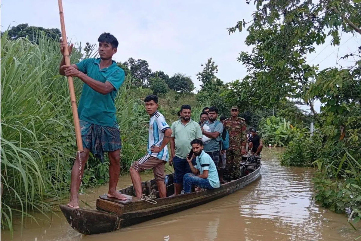 বন্যা পরিস্থিতি মোকাবিলায় চট্টগ্রামের ৭ উপজেলায় সেনা মোতায়েন