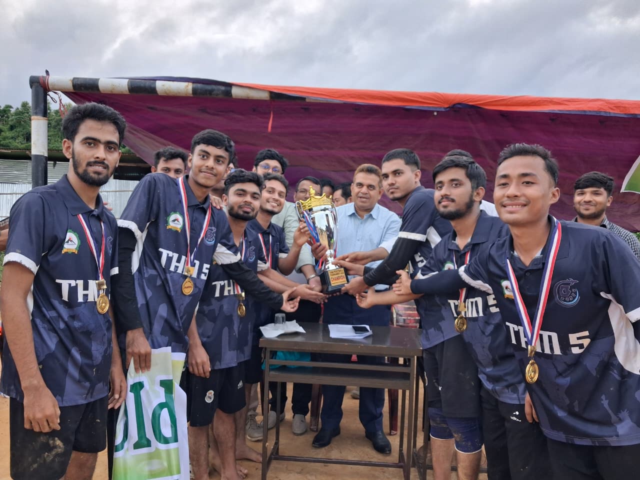 রাবিপ্রবির ট্যুরিজম বিভাগের ফুটবল টুর্নামেন্টে চ্যাম্পিয়ন পঞ্চম ব্যাচ